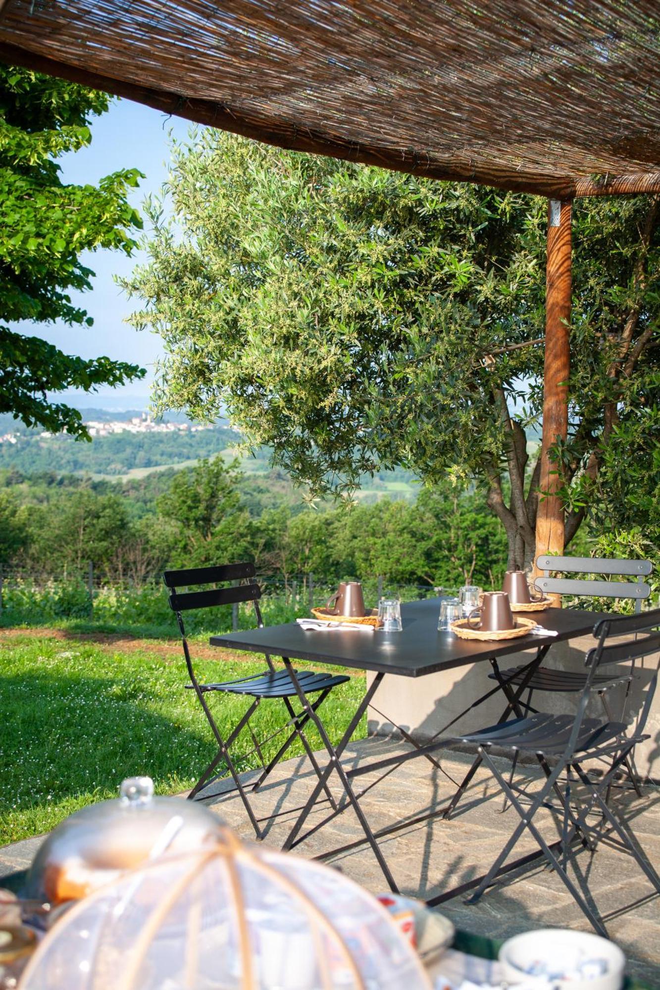 B&B Il Poggio di Gavi Esterno foto